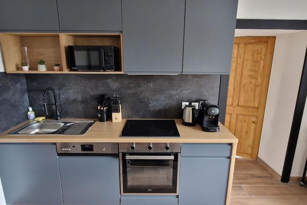 Le Petit Colin 1er Apartment